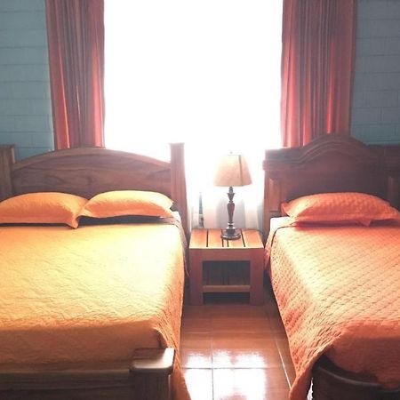 סן חוזה Sura Bed And Breakfast מראה חיצוני תמונה