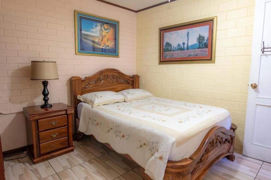סן חוזה Sura Bed And Breakfast מראה חיצוני תמונה