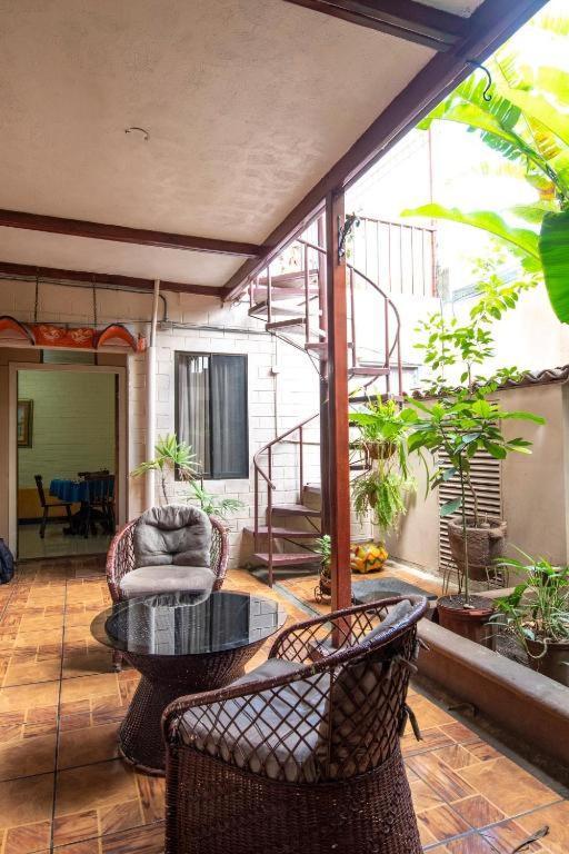 סן חוזה Sura Bed And Breakfast מראה חיצוני תמונה