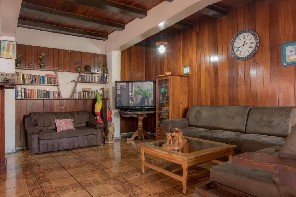 סן חוזה Sura Bed And Breakfast מראה חיצוני תמונה