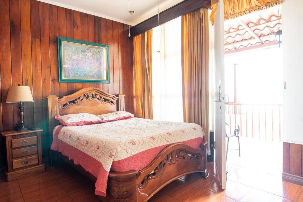 סן חוזה Sura Bed And Breakfast מראה חיצוני תמונה