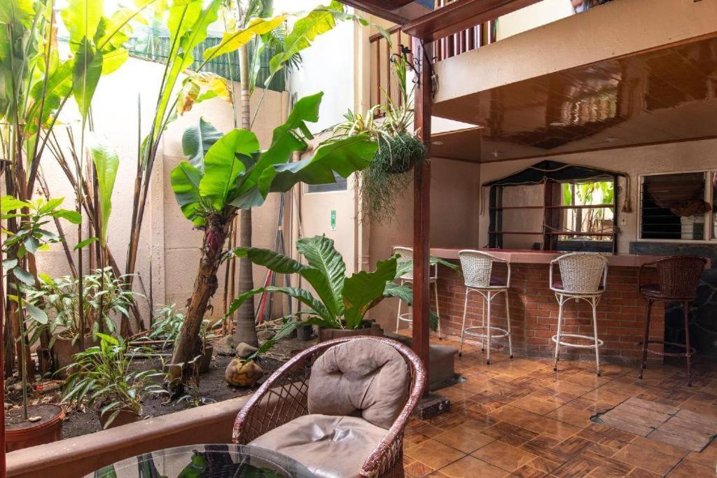 סן חוזה Sura Bed And Breakfast מראה חיצוני תמונה