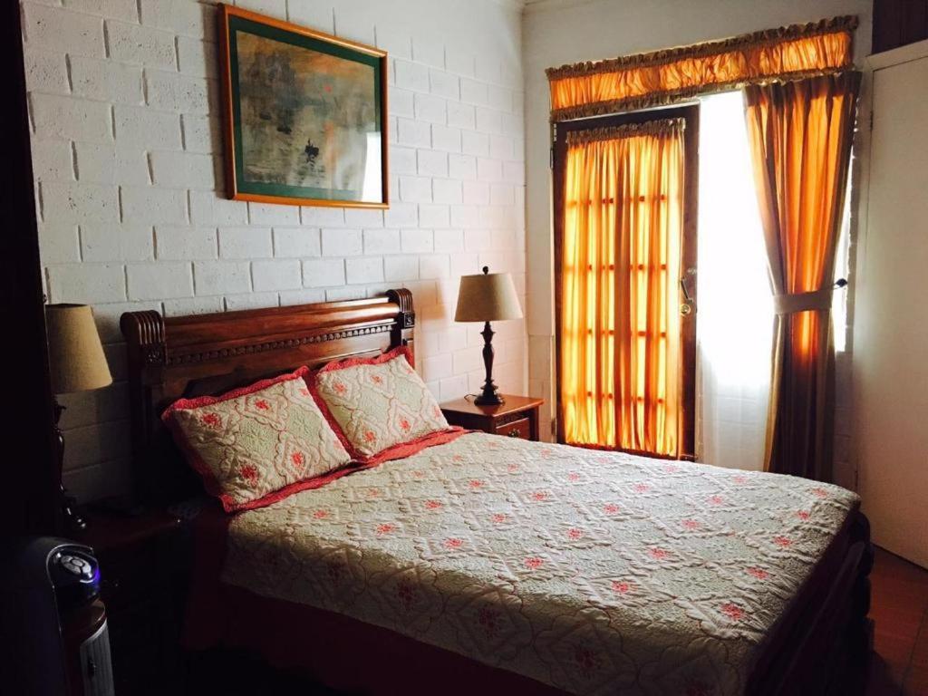 סן חוזה Sura Bed And Breakfast מראה חיצוני תמונה