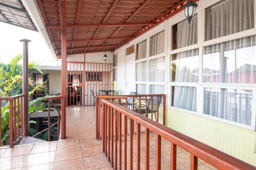 סן חוזה Sura Bed And Breakfast מראה חיצוני תמונה