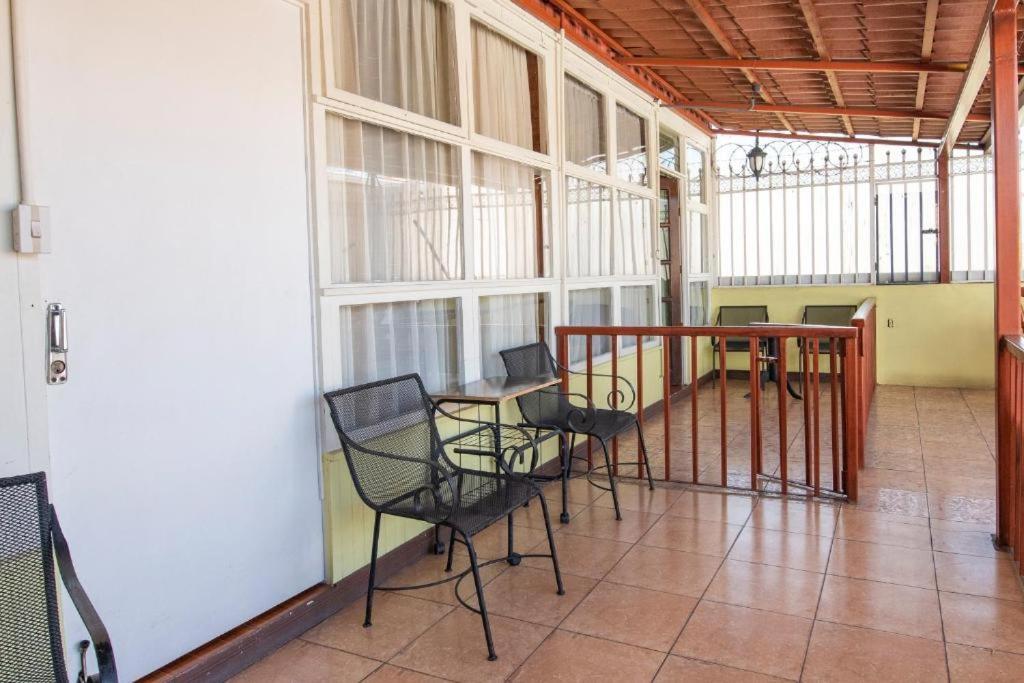 סן חוזה Sura Bed And Breakfast מראה חיצוני תמונה